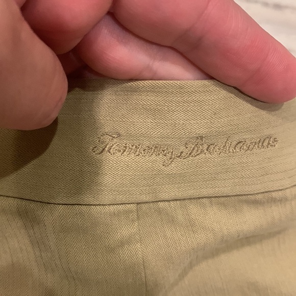Tommy Bahama Khaki silk blend shorts size 34 - Picture 3 of 5